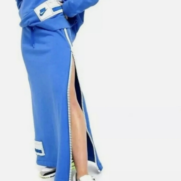 Nike pencil skirt - Picture 4 of 4